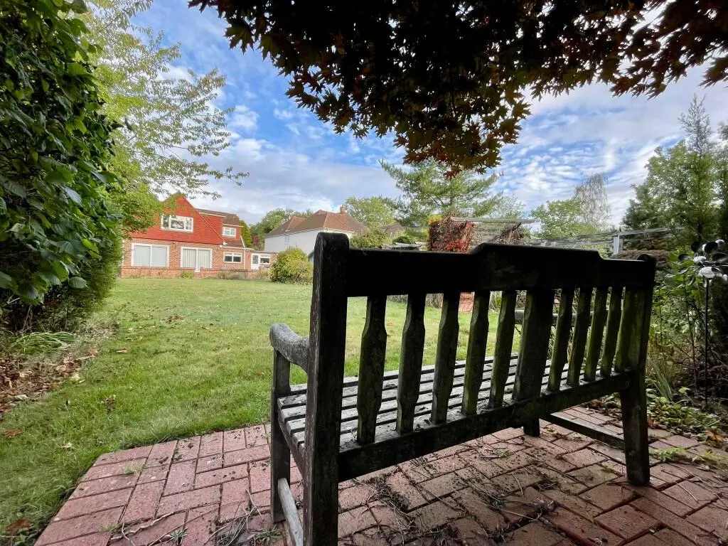 Detached Bungalow with Development Potential, London Road, Braintree
